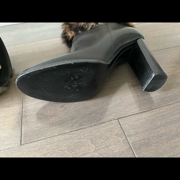 Authentic Burberry Boots - Picture 4 of 4